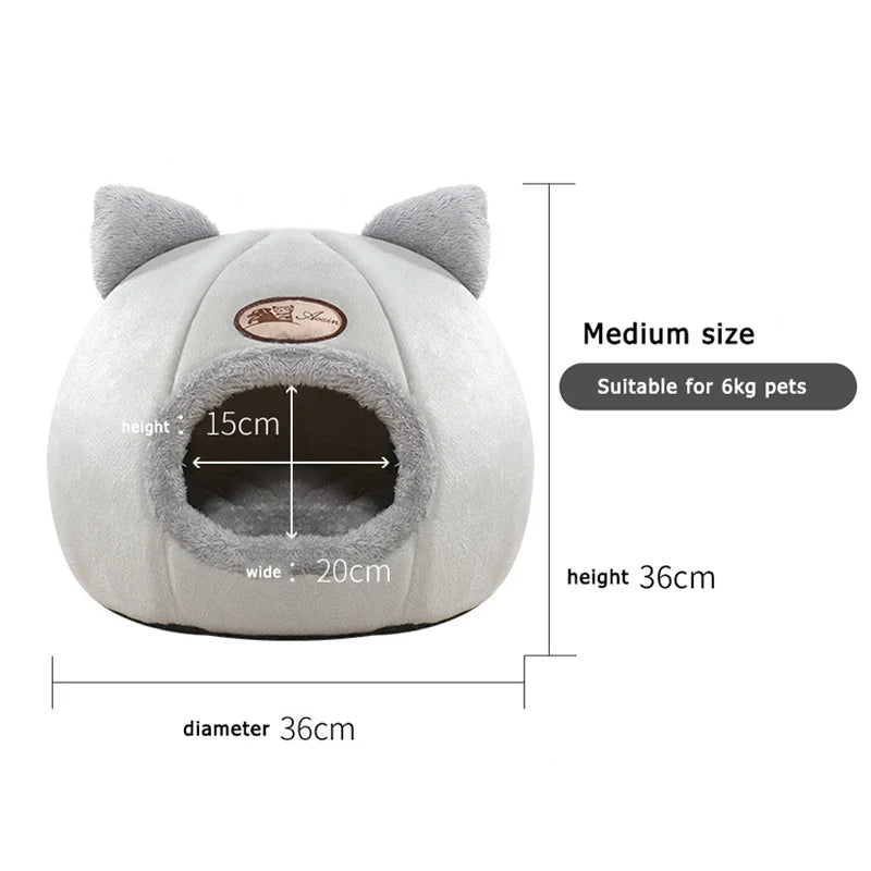 Maison DouceTanière pour chat et petit chien, en peluche douce, design semi-fermé et coussin amovible, parfaite pour un confort optimal et un look élégant.