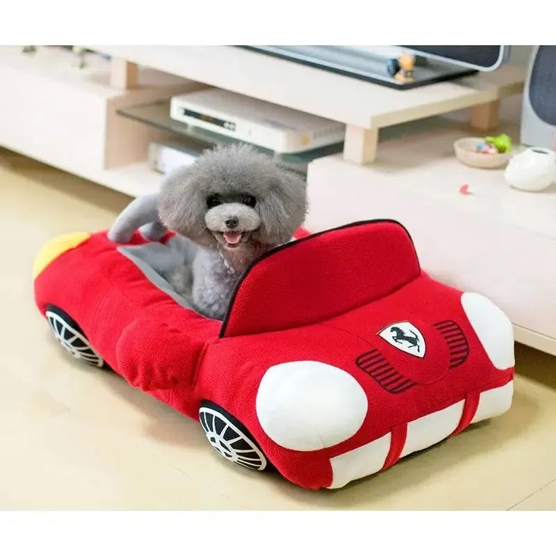 SpeedyBed | Panier en forme de voiture pour chien