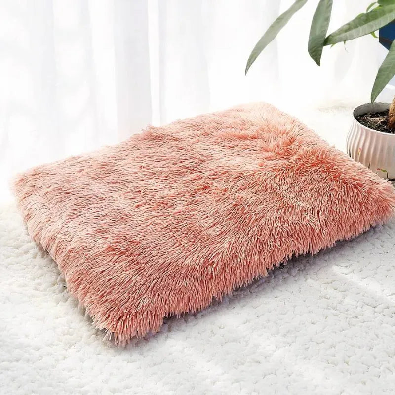 CozyStretch | Coussin long en peluche pour animaux de compagnie