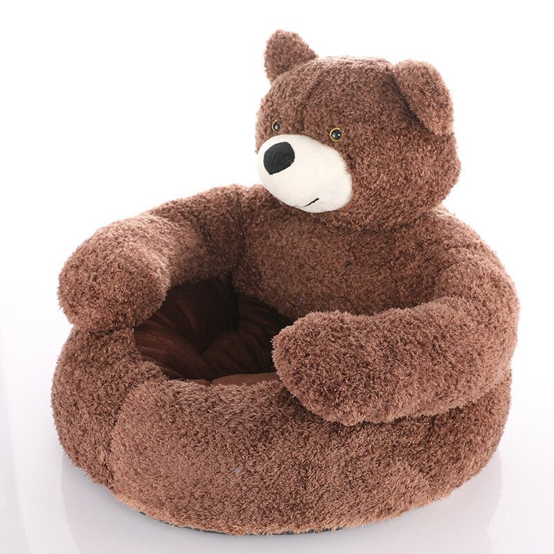 Coussin BearHug pour chien ou chat, en peluche douce et design en forme d'ours, lavable en machine, confortable et durable.